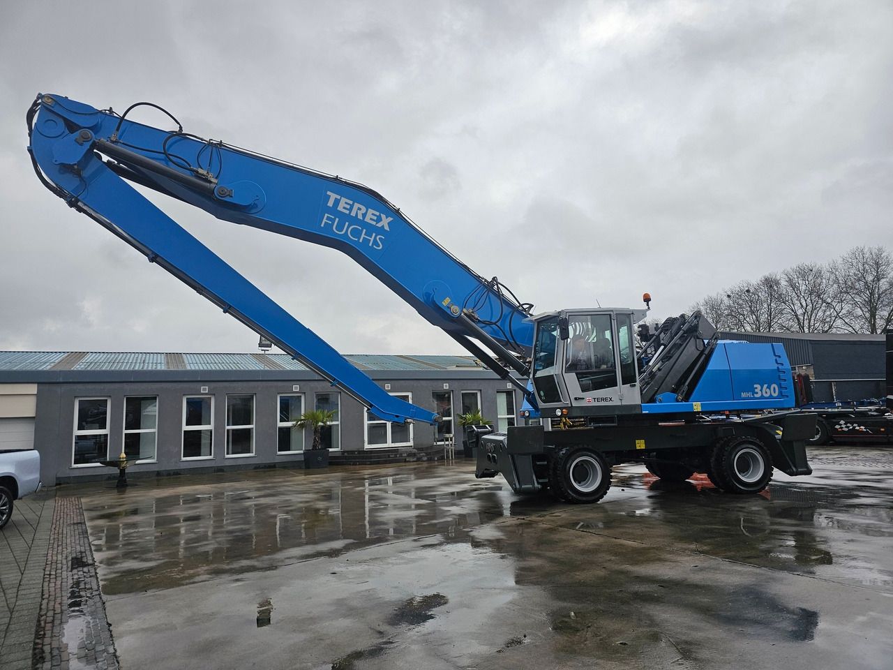 Manipulateur de matériaux Fuchs MHL360 2012
