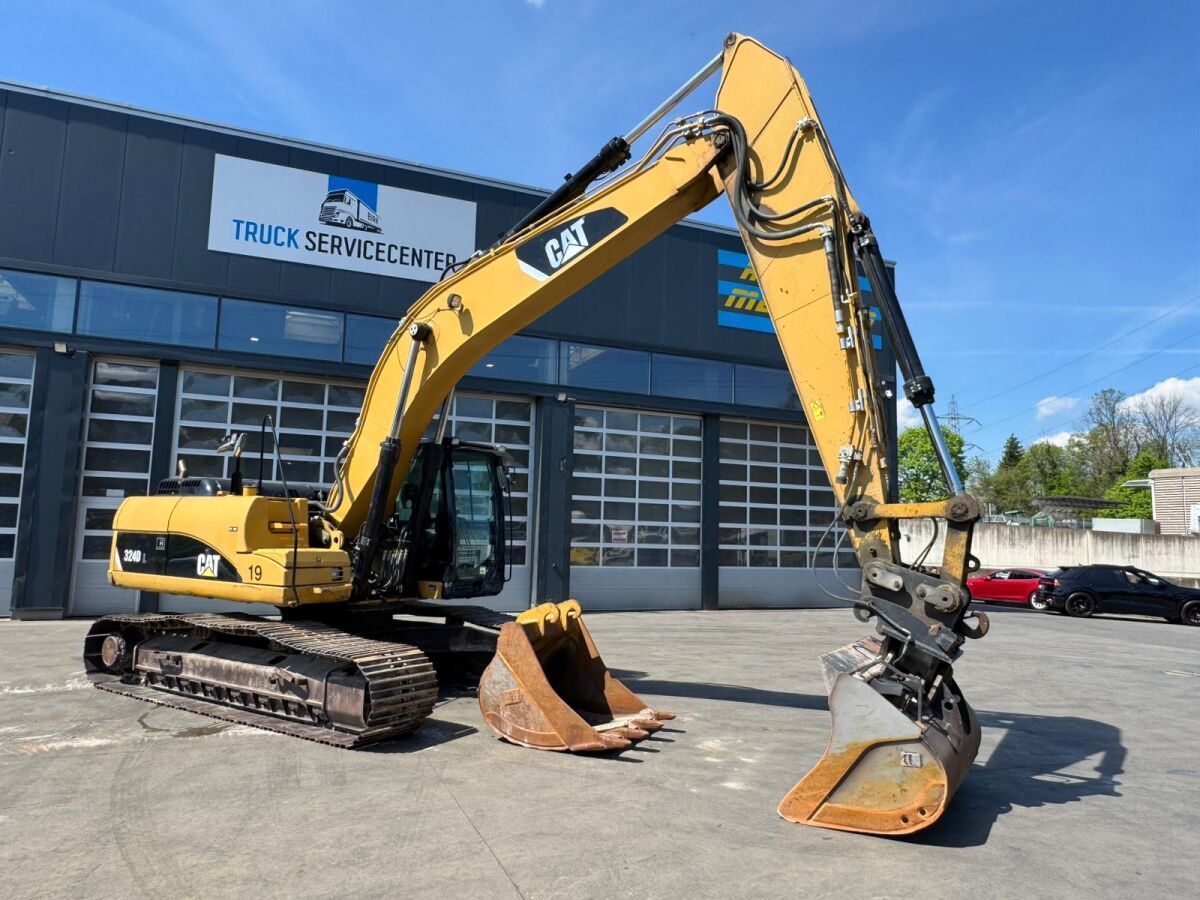 2011 Caterpillar 324D Gąsienicowa Koparka