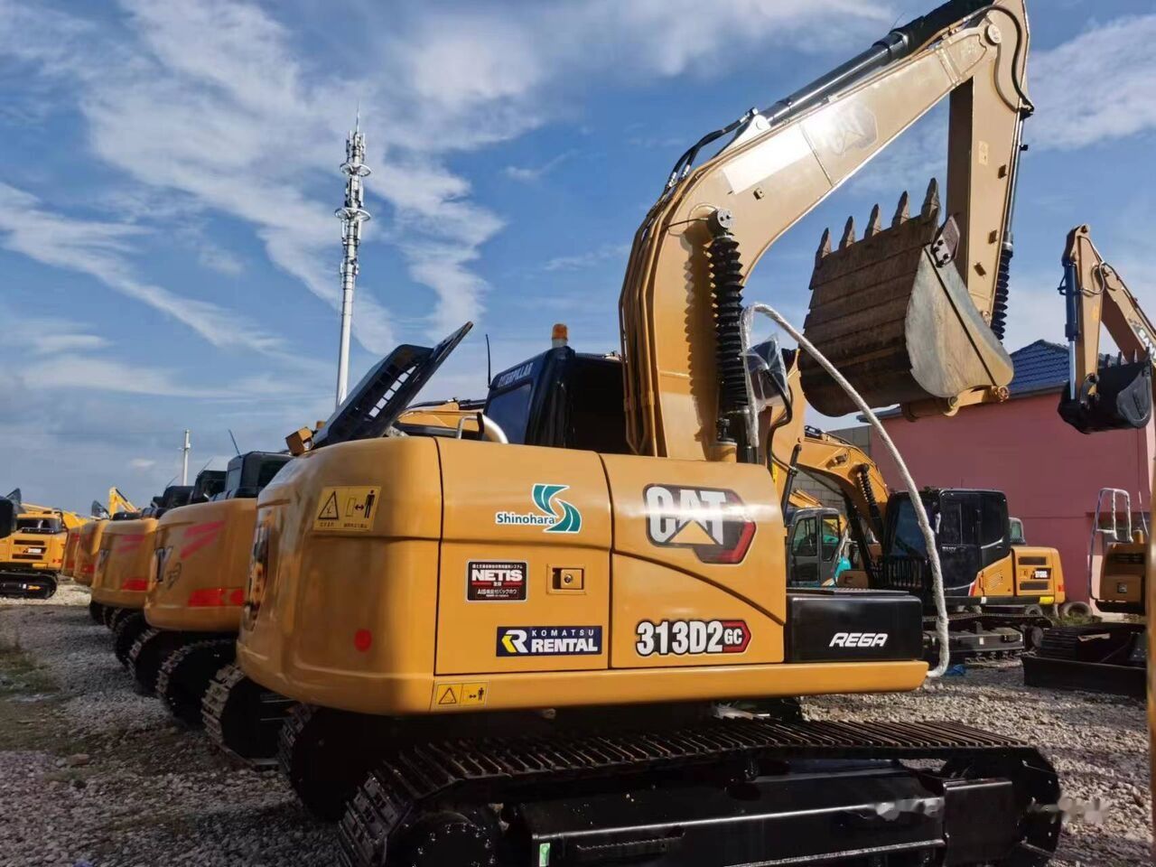 2023 Caterpillar 313D Pelle sur chenilles