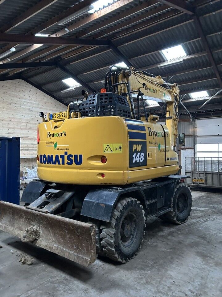 2018 Komatsu PW148-11 Колесный экскаватор