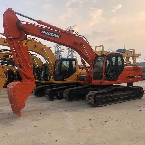 Doosan DX225LC Crawler Excavator Doosan DX225LC Crawler Excavator