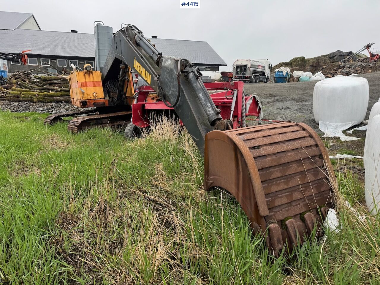 1981 Åkerman H9B LC Crawler Excavator