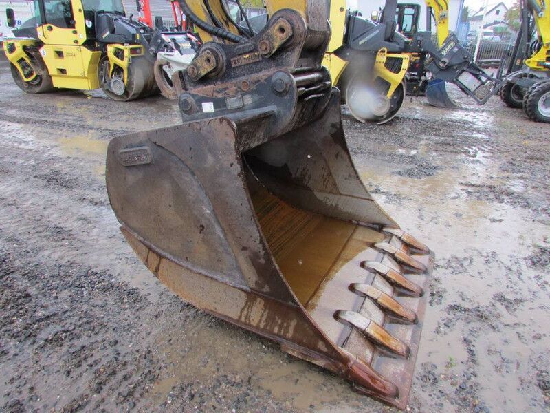 2017 Caterpillar 320FL Гусеничный экскаватор