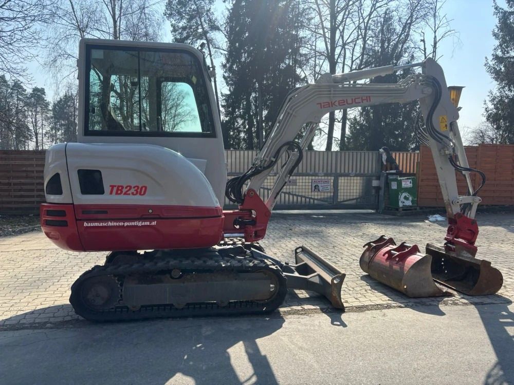 2019 Takeuchi TB230 Minibagger