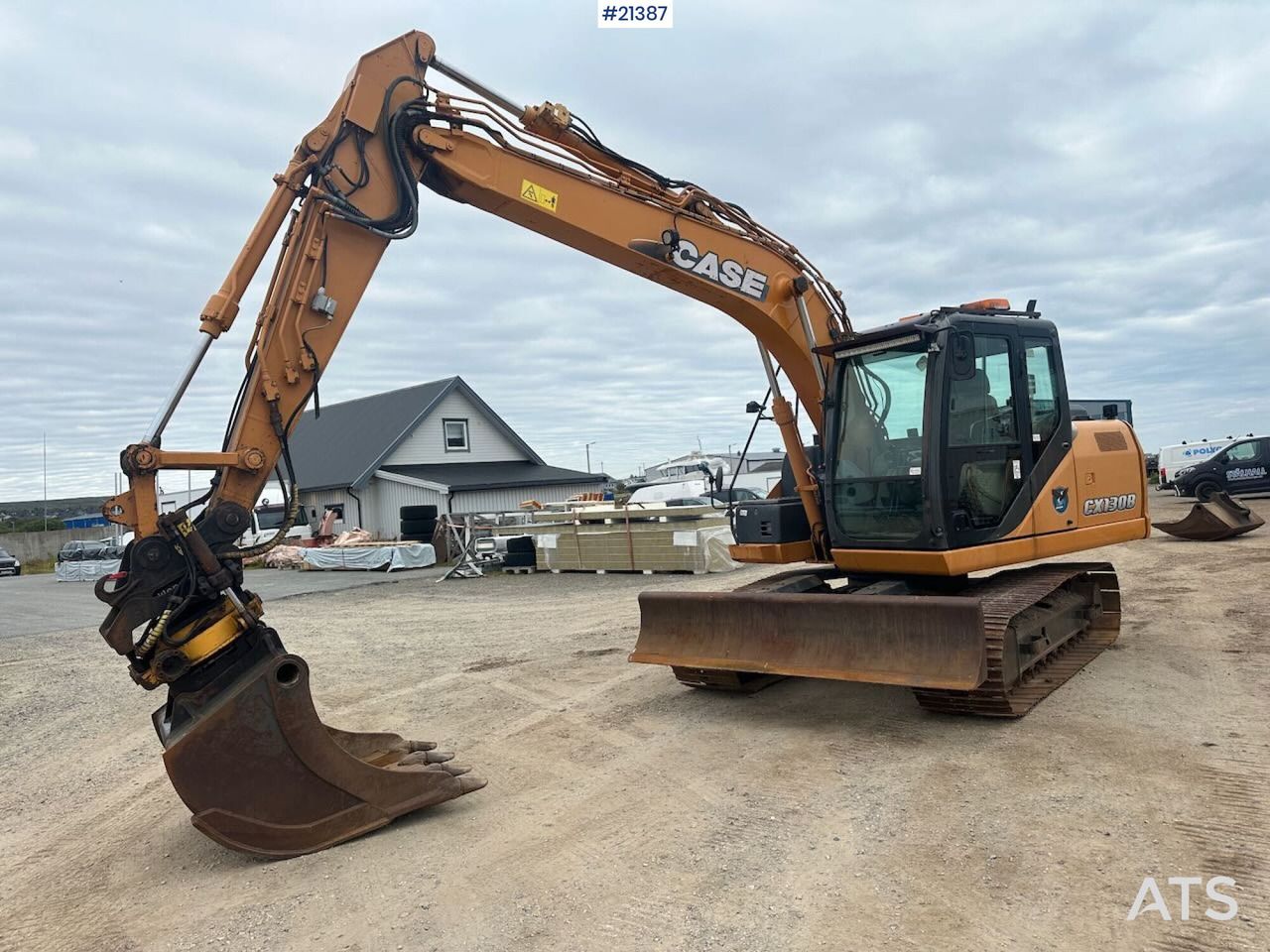 2011 CASE CX130B