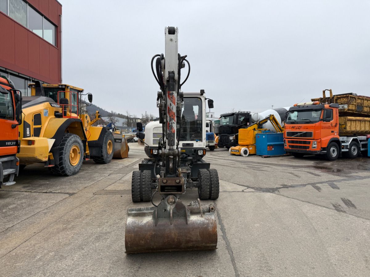2013 Wacker Neuson 6503-2 Pelle sur roues