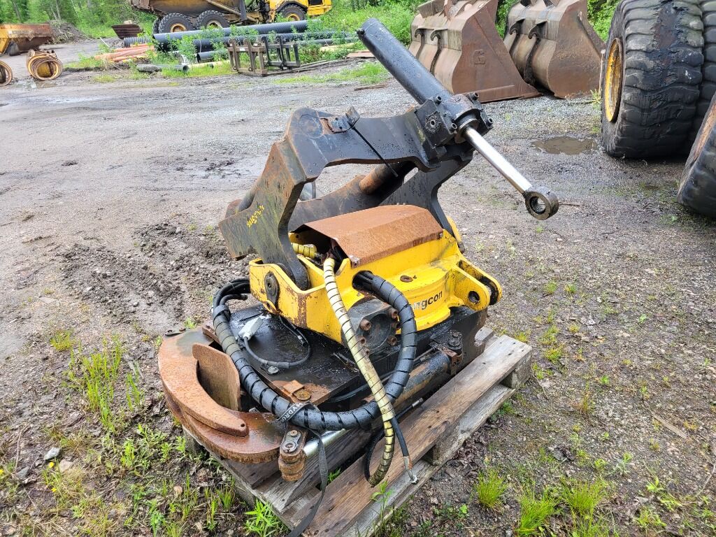 Excavator Tiltrotator Engcon EC30 Med S80 Fäste