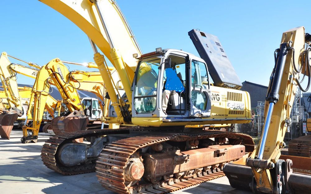 New Holland E485 Raupenbagger