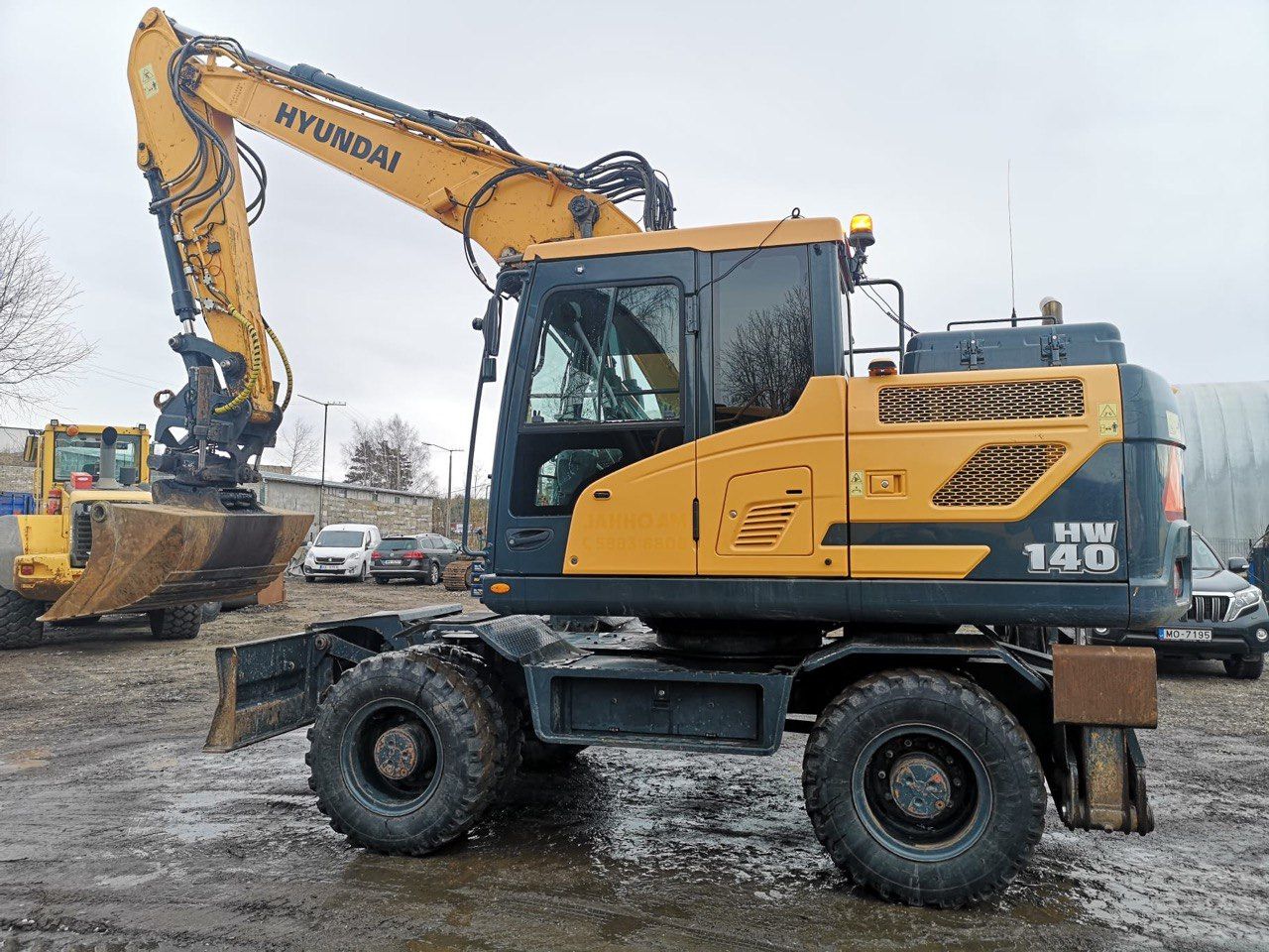 Excavadora sobre ruedas Hyundai W140 2016