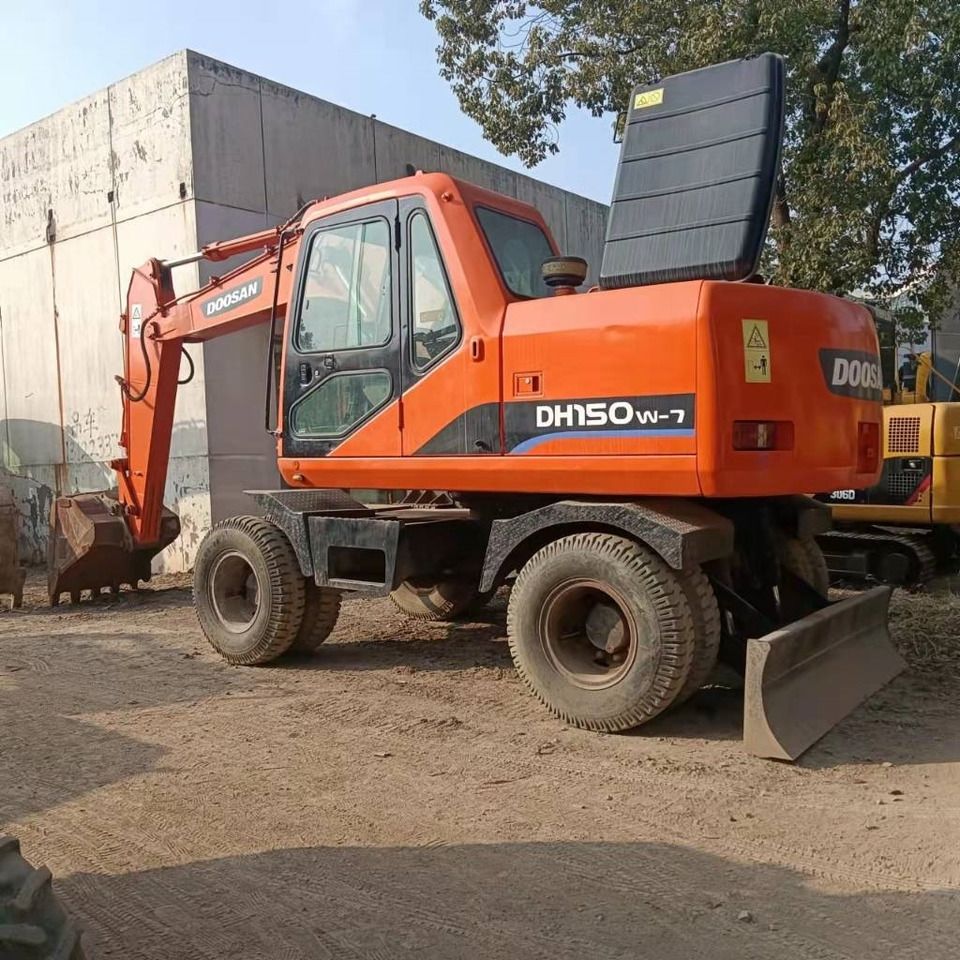 2020 Doosan DH150W-7 Pelle sur roues