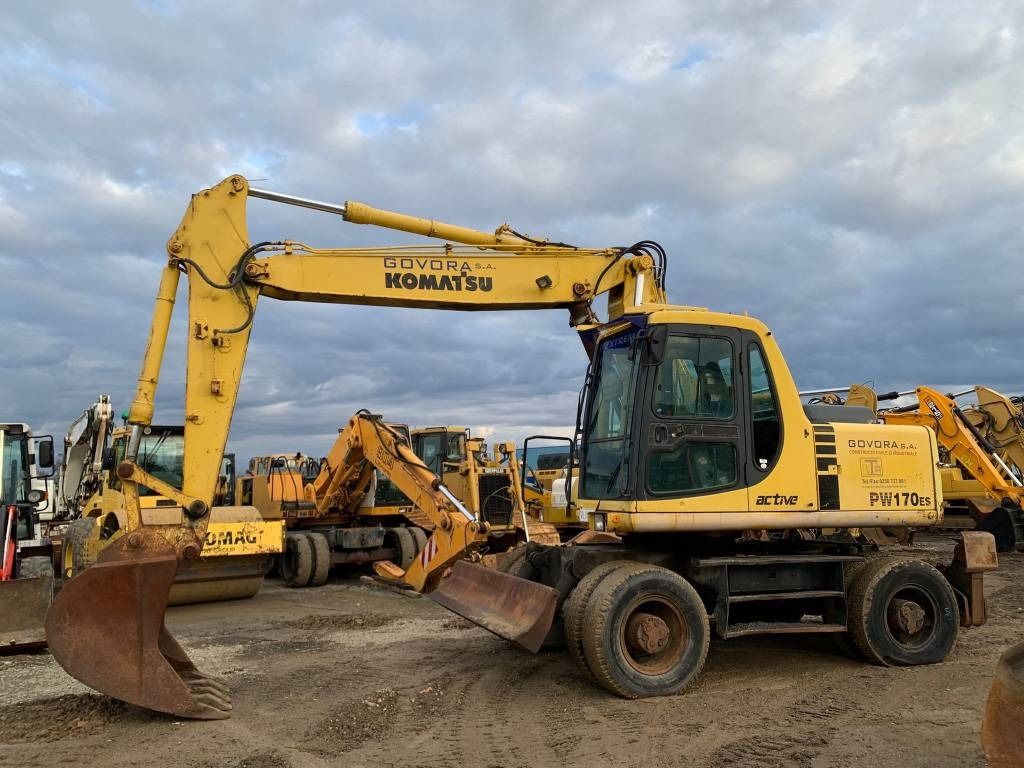 Колесный экскаватор Komatsu PW180ES, 1998 г.