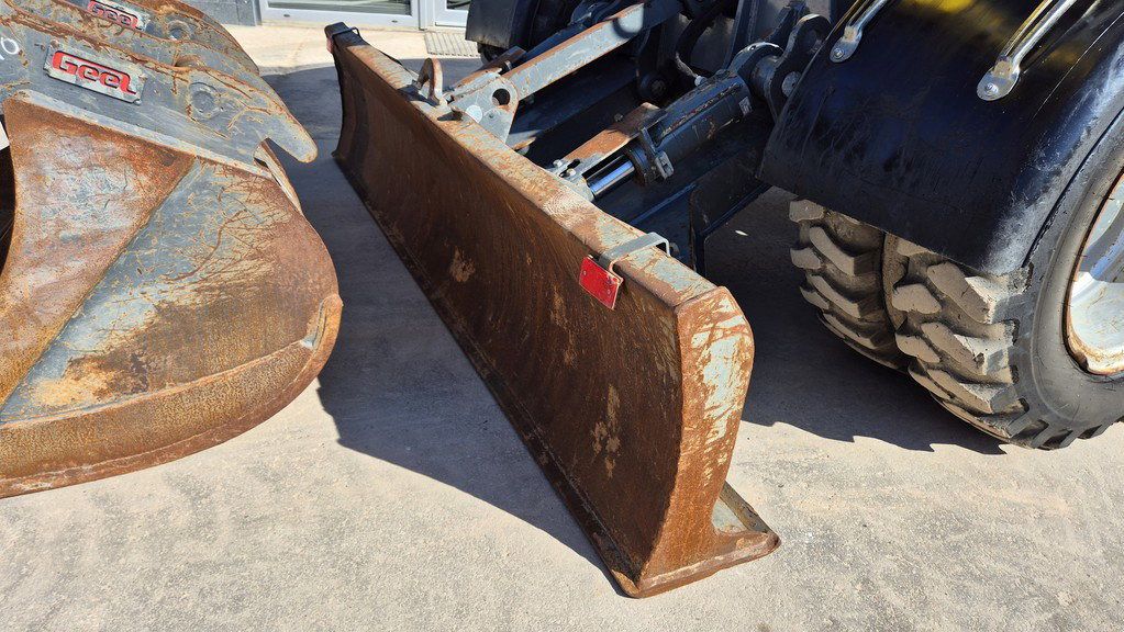 2021 Wacker Neuson EW100 Pelle sur roues