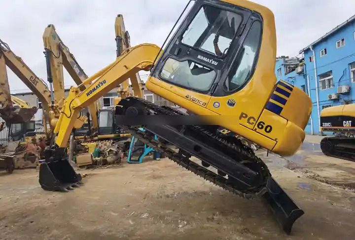 Gąsienicowa koparka Komatsu PC60-7 z 2014 roku