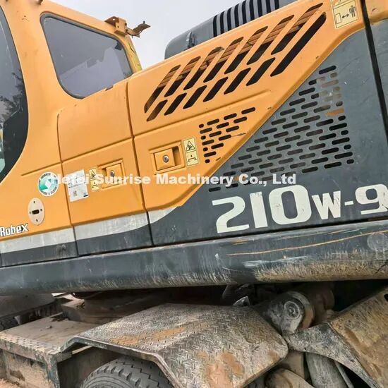 Hyundai R210W-9 Wheel Excavator