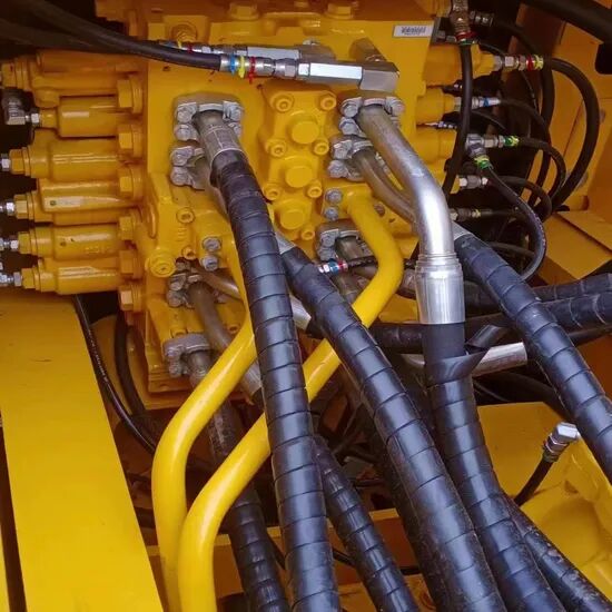 Komatsu PC220 Crawler Excavator