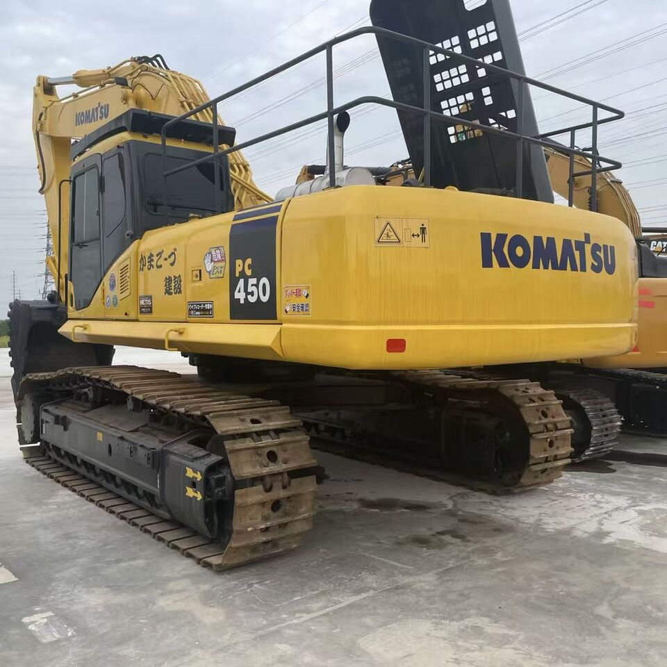 Komatsu PC450 Crawler Excavator