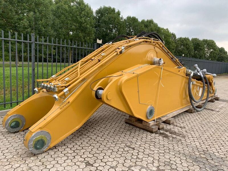 New 2022 Caterpillar 390 Crawler Excavator New 2022 Caterpillar 390 Crawler Excavator