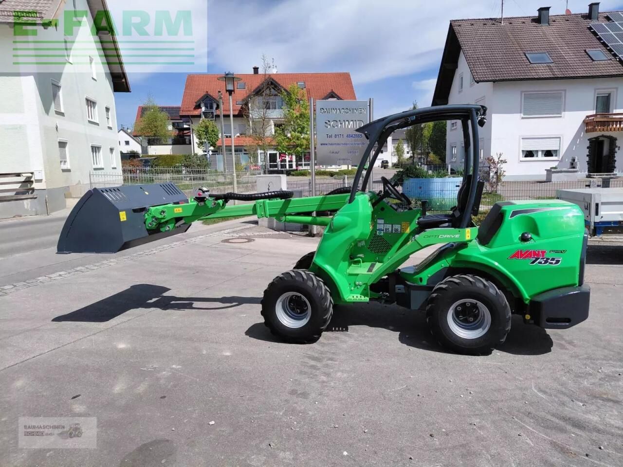 New 2023 Avant 735 Mini Excavator
