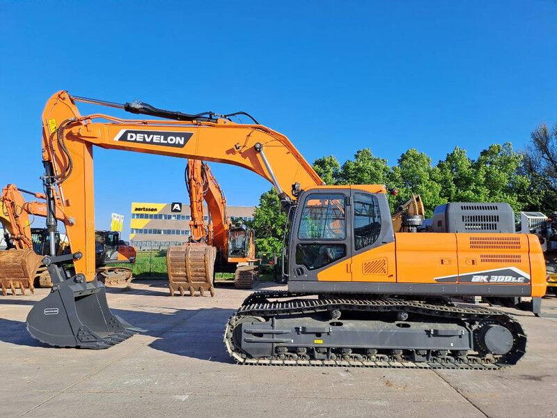 New 2025 Doosan DX300LC-7M Crawler Excavator New 2025 Doosan DX300LC-7M Crawler Excavator