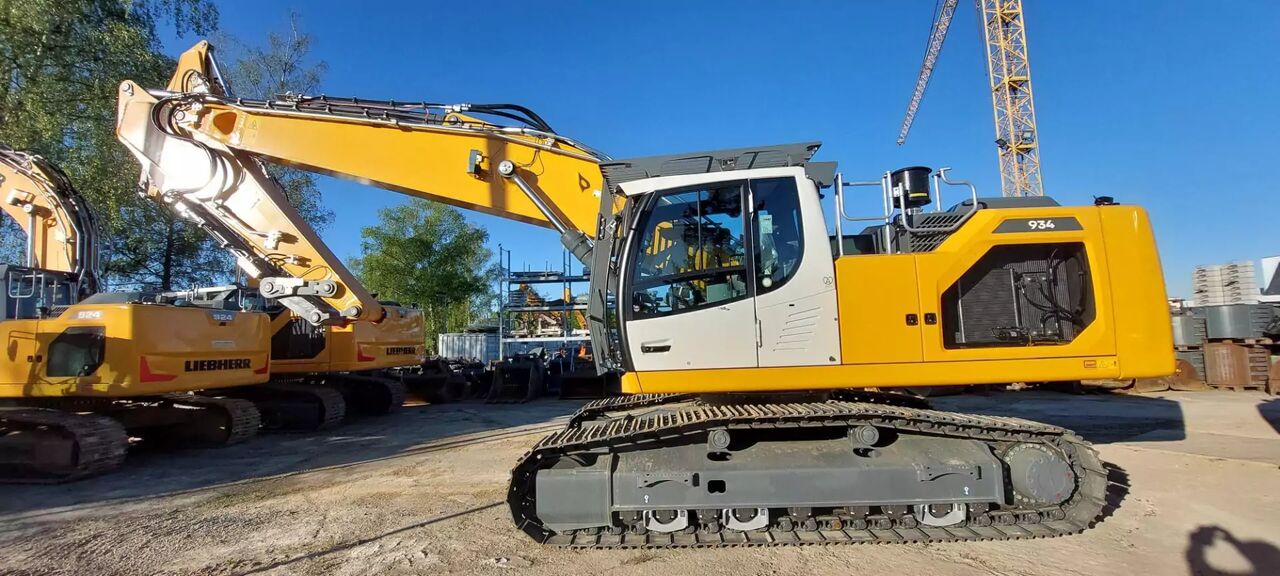 New 2025 Liebherr R 934 Crawler Excavator New 2025 Liebherr R 934 Crawler Excavator