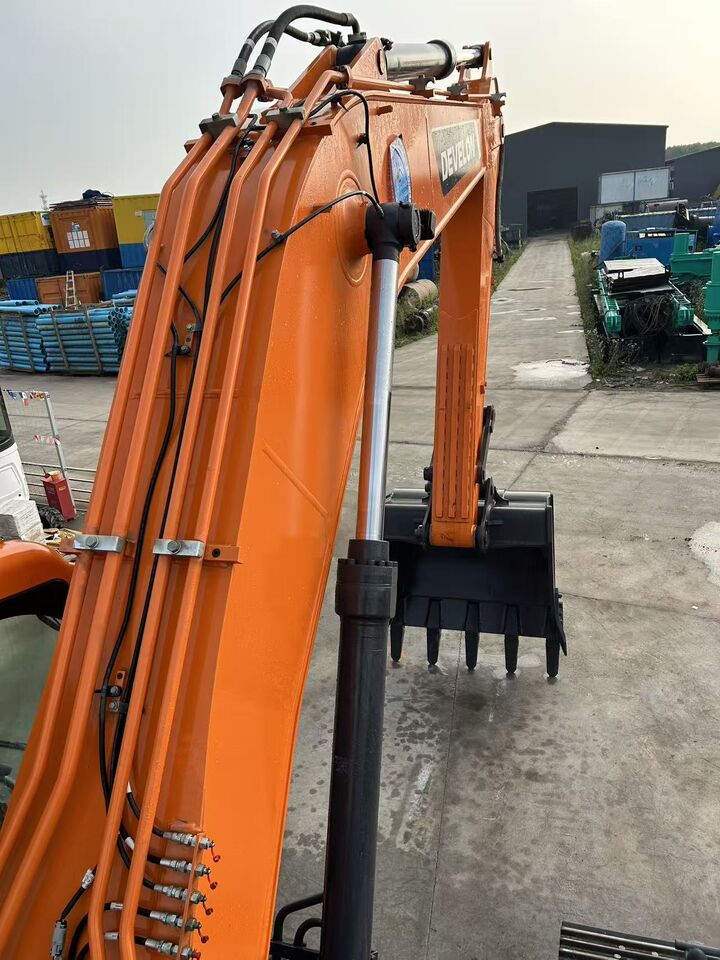 New 2026 Develon DX225 Crawler Excavator
