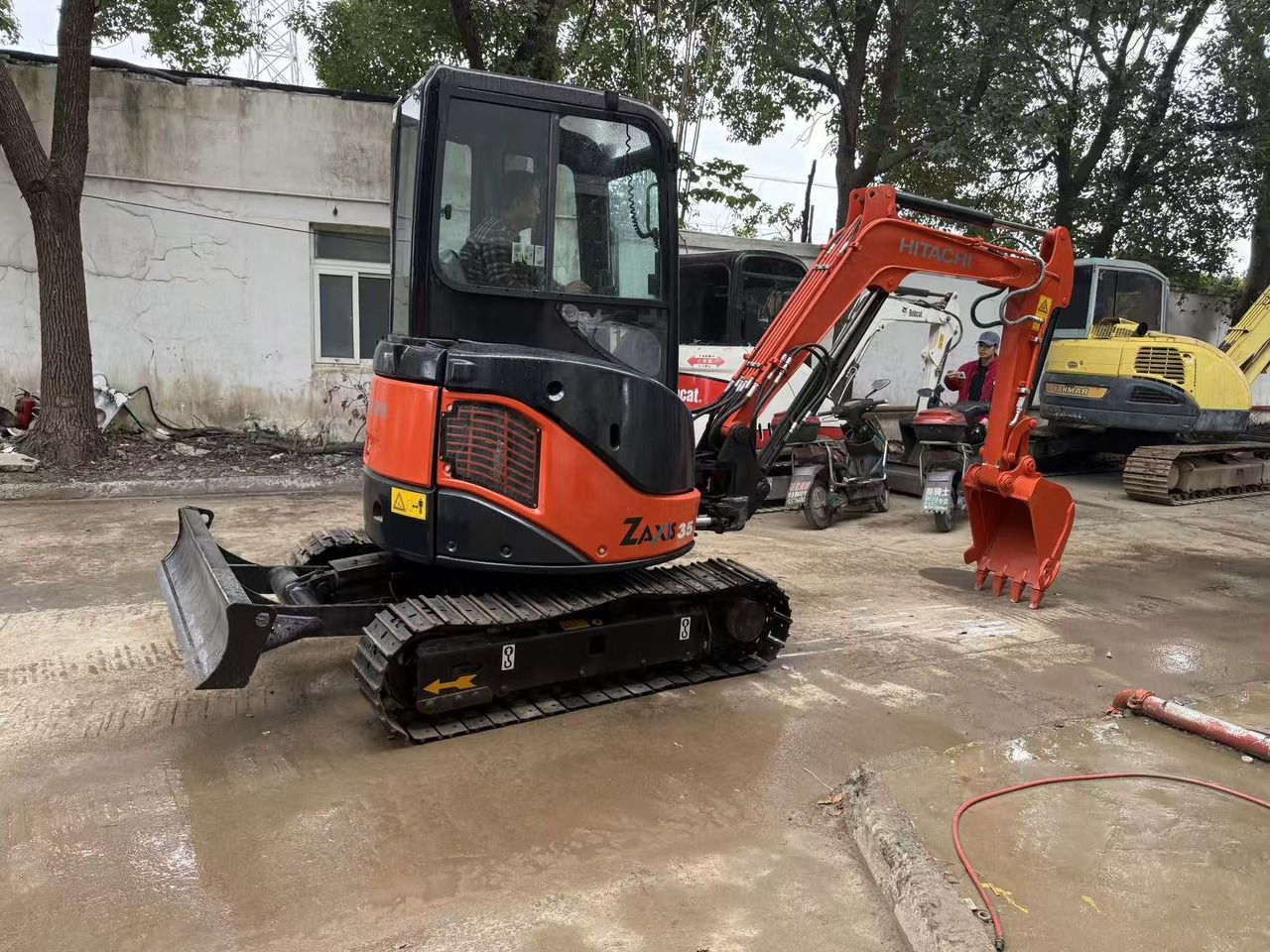 New 2026 Hitachi ZX35 CE Mini Excavator New 2026 Hitachi ZX35 CE Mini Excavator