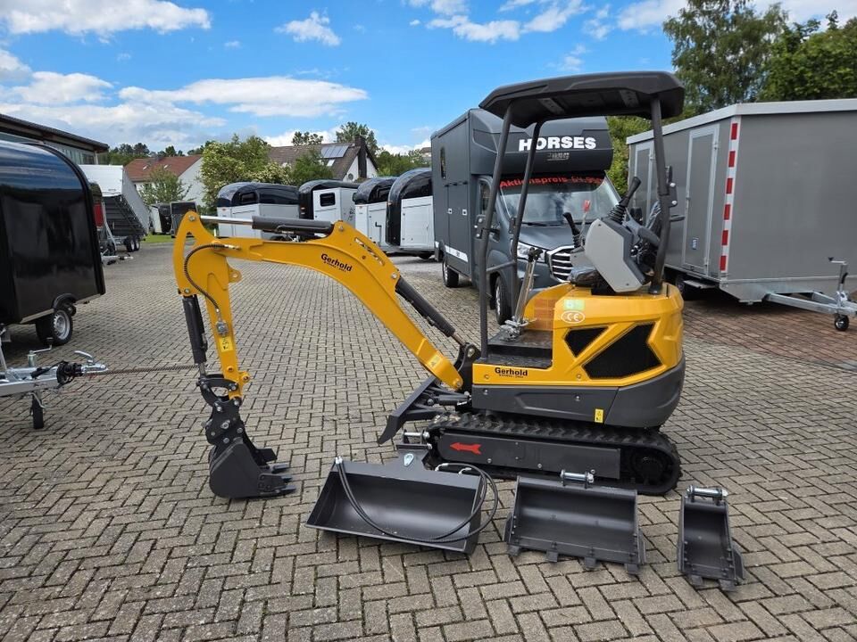 New 2026 Kubota D722 Mini Excavator