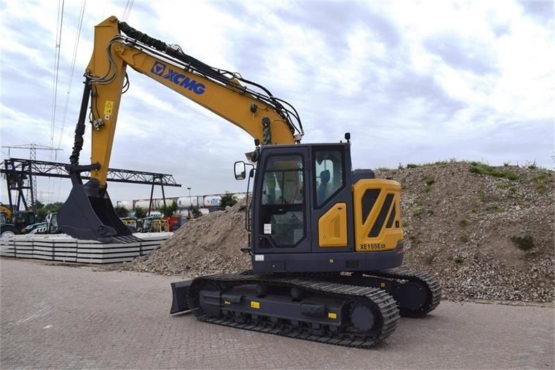 XCMG XE155ECR crawler excavator, side view XCMG XE155ECR crawler excavator, side view